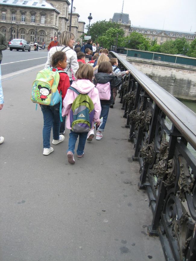 シャンジュ橋を渡ったり。