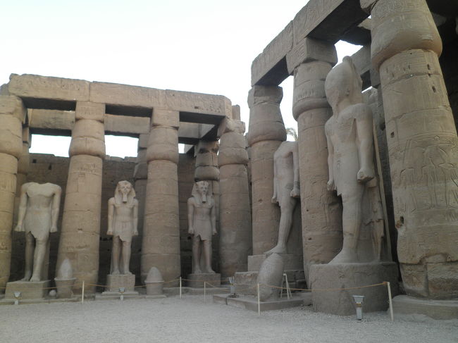 ルクソール神殿