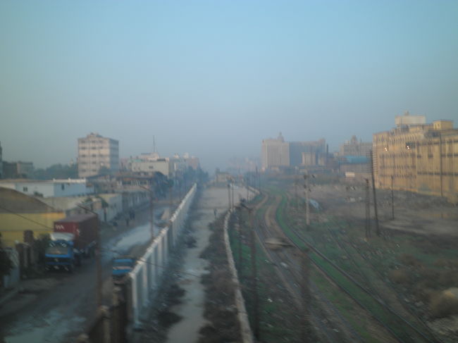 アレキサンドリア市内<br /><br />＊郊外で