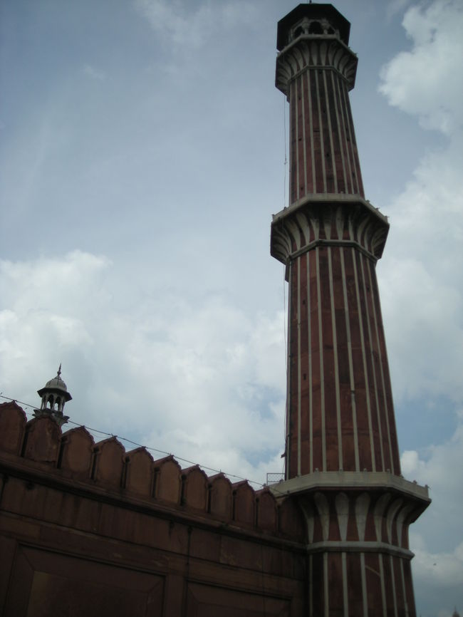 モスクのこの塔の上にいってきます