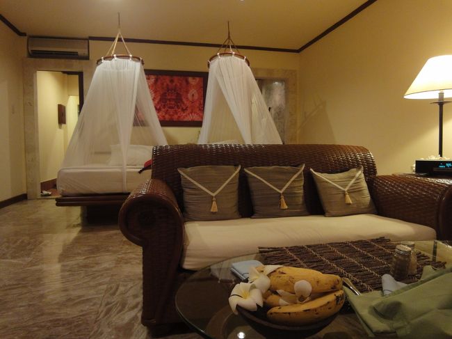 取りあえずベッドがダブルでなくてホッ<br />ウエルカムフルーツの追加はありませんでした。<br />