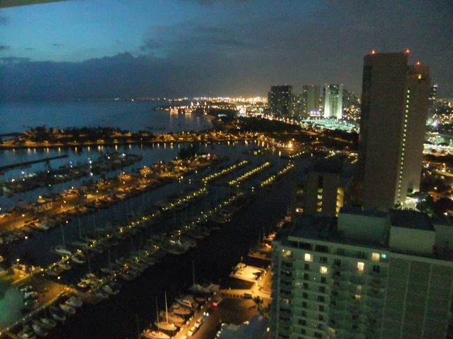 日も暮れてくて、徐々に夜景が広がります。