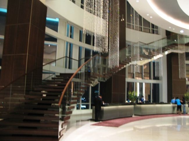 ロビーは相変わらず。ここに決めてやっぱり良かった。