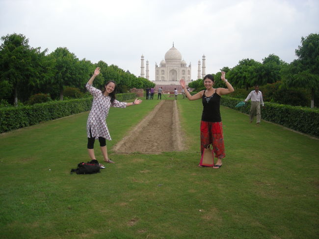 今度はblack taj maharができるはずだった、タージマハルの裏側に来ました。<br />人も少なく、静かでいいところ。<br />