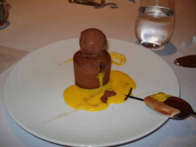 パンプキンのクリームが出てきました。<br />キレイ！