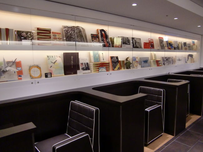 ライブラリーコーナー