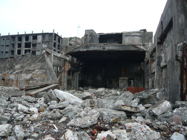 ホントに廃墟です。
