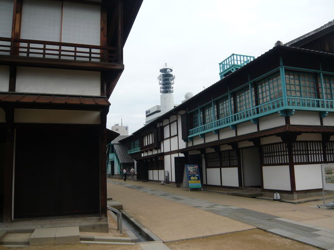 軍艦島クルーズのあとは、<br />「出島和蘭商館跡」へ。