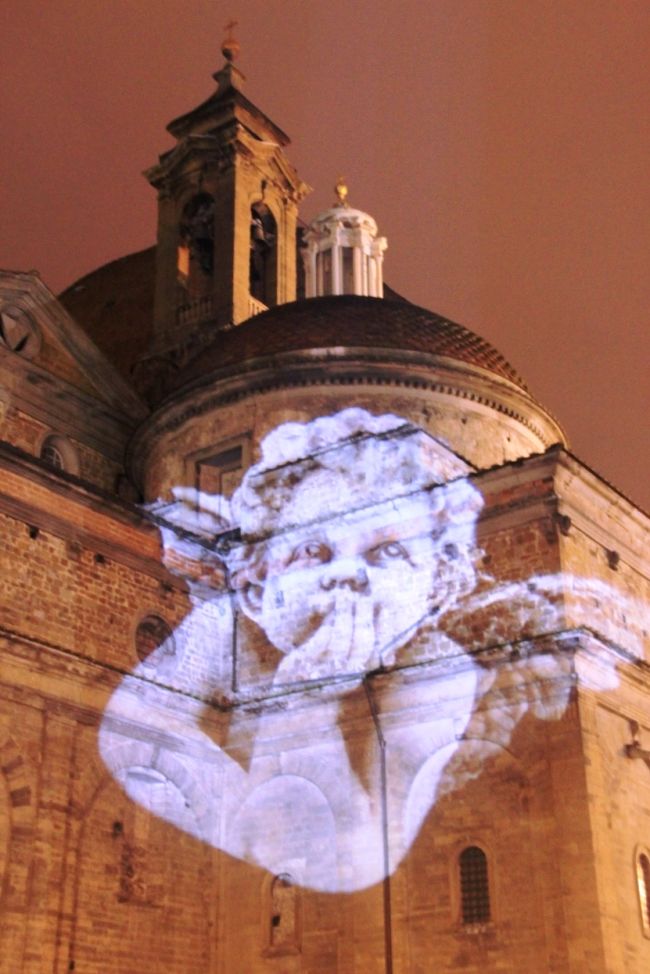 サン・ロレンツォ教会に天使の映し絵<br />とても気に入ったのでプロフィール写真にしました。