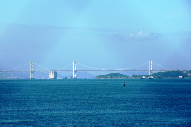 瀬戸大橋も望めました。
