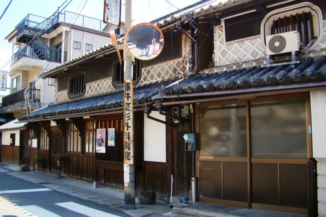 鷲羽山を下り、下津井の町へ。<br /><br />江戸時代、北前船で栄えた港町には今も風情ある町並みが残っています。