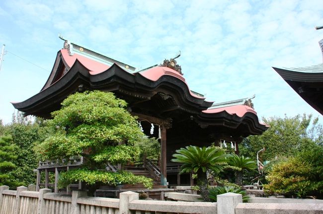 おや？<br /><br />本殿も2対？