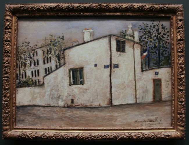 ここからがユトリロの作品です。<br />彼の作品は、モンマルトルの街並みを描いた風景画などが多いようです。<br /><br />『ベルリオーズの家』　1914<br />モーリス･ユトリロ　<br />