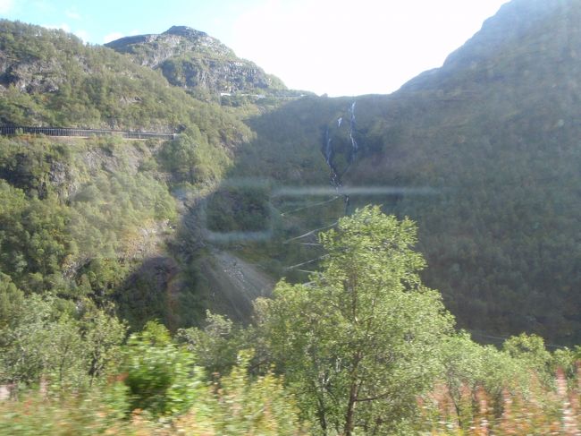 列車は高度を上げていきます。