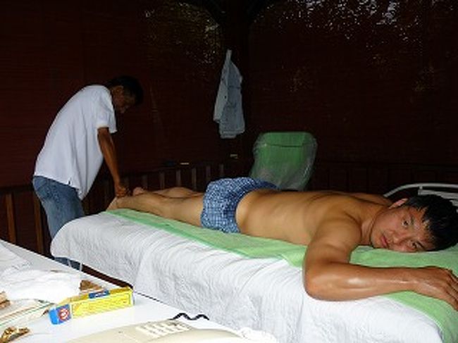 その間に私はマッサージ。<br />確か50分50リンギだった