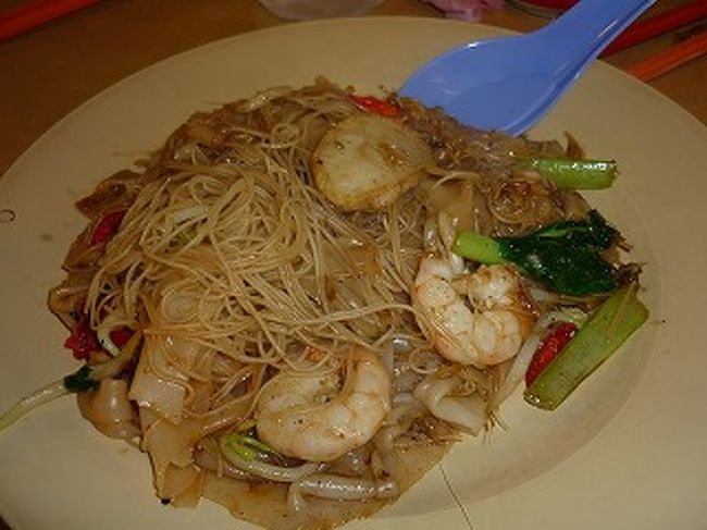 これもエビとビーフン？の炒め物