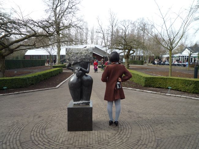 キューケンホフには、ところどころにおもしろいモニュメントがありました☆!