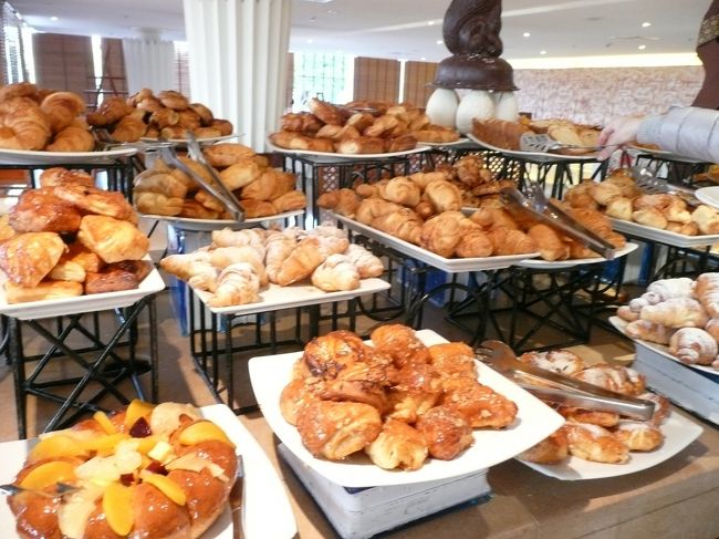 甘いデニッシュもこんなにィ〜！！！！！！<br /><br />私はどうすればいいのだ(;´д｀)