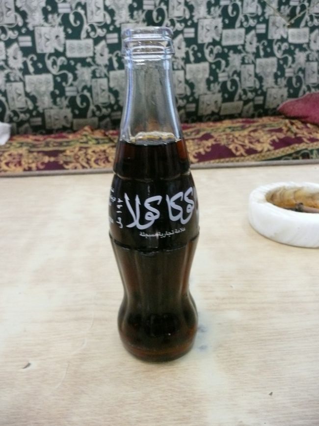 一人１本ご自由にお飲みくださいコーラ。<br /><br />私、結局買ってないけど、飲んじゃった(*´∀｀*)<br /><br />母上が花瓶を買ったから、いいよね；