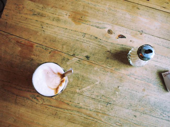 麦酒ハ此処ニ在ラズ。なのでカフェなんとか。。