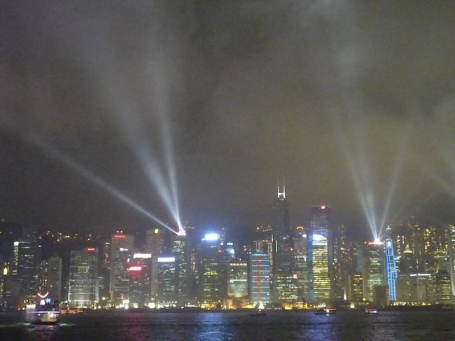 帰る前の日はいい感じにガスが少なく夜景が良く見えた（´ω｀）