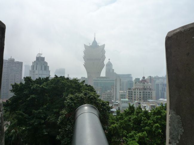 この場所からの写真、ガイドブックにも載ってたりして、よくこの場所から写真撮ってる方がいるな〜と思ってたら自分もやっていました（´ω｀；）