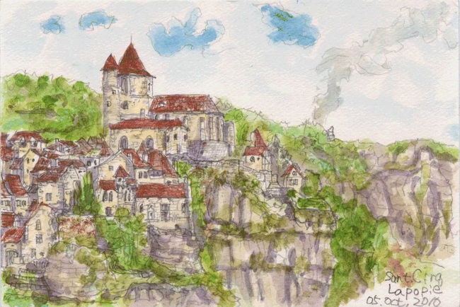 10kmも走ったところで、Chateau　de Casがあると言うので寄り道。<br />お城の絵は描かず、くるみ拾い。日本のと違い綺麗に剥けて落ちている。<br />次の街Caylus で、お散歩、教会・広場・・・階段。<br />郵便局で葉書を出す。0.87ユーロ。<br />北に走り、de la Reine Margot 城に寄り道し、今日も強い風の中で（だんだん寒くなる）お絵描き。建物の絵は面倒。どんどん風は強くなり、車の中に避難して色を塗る。ここで昼になり、出発。<br />1時過ぎに、途中のLIMOGNEのレストランで２５ユーロのコース料理。<br />フォワグラと肉とサラダ、鴨と牛、デザート付き、今日も満腹。<br />St Cirq Lapopieに、ようやく到着。車を停める場所がなかなか無い。<br />小雨の中を登ったり降りたりして「i」にも寄り、宿を探すが、適当な宿はみつからず。<br />近くのBouziesへ行く事に。道を何度も間違えて、行ったり来たり。<br />ようやく山の中の、コテージを朝食つきで４２。<br />一軒を借りたと同じで、台所・居間付き。<br />広くて快適。薪ストーブに火も入れてくれた。5時少し前に簡単な夕食に。<br />