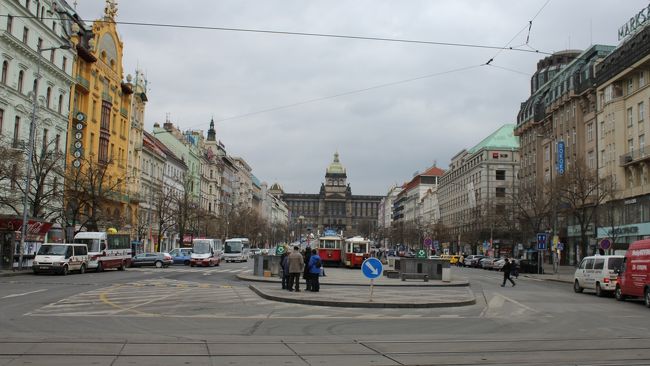 念願のプラハの街に到着（´ω｀）ノ<br />とりあえず街をぶらぶら