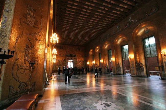 ここはバンケットホールで７００席収容可能であるそうです。