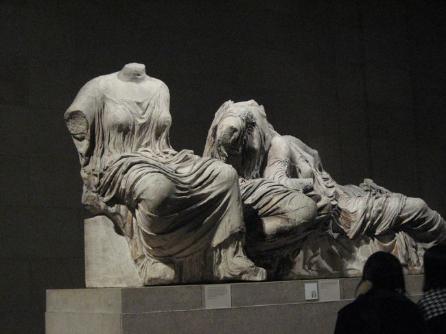 これもパルテノン神殿の彫刻