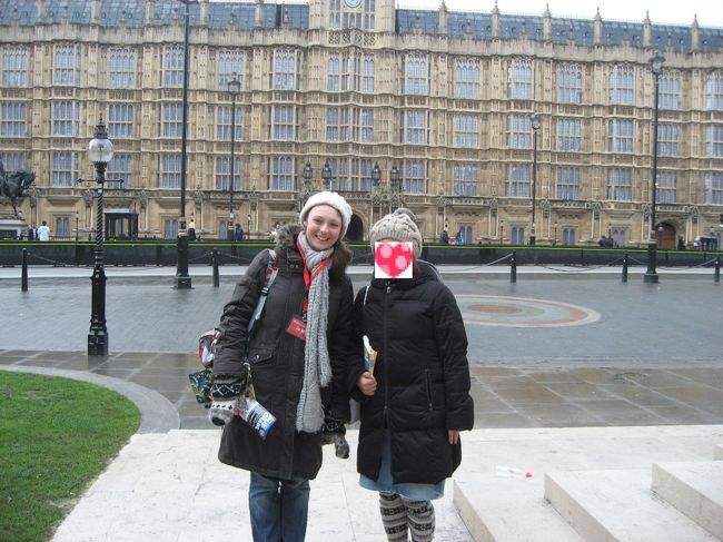 この日ツアーガイドしてくれた、とても気さくなジョーさん。<br /><br />可愛くて素敵な女性でした♪