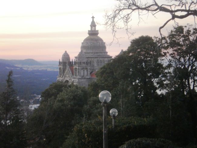 ホテルの廊下から撮影。