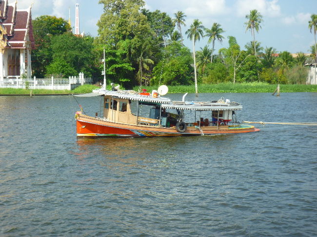 船のカラーリングも可愛い。<br />タイ人センス恐るべし。