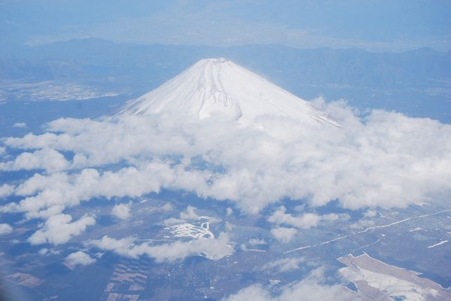 真っ白な富士山を空撮』静岡県の旅行記・ブログ by tsunetaさん
