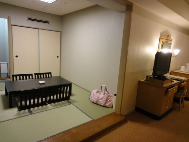 冬のわくわくプラン「リッチセレクト」を利用して連泊しました。<br />リビングから続く和室。<br /><br />