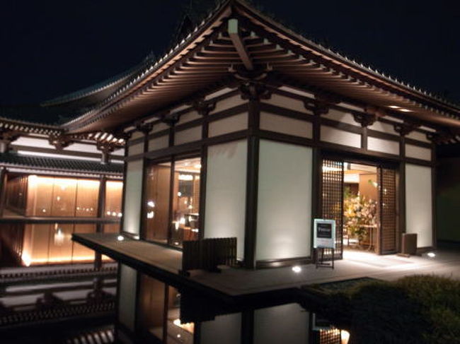 ライトアップされた姿がとても素敵でした。