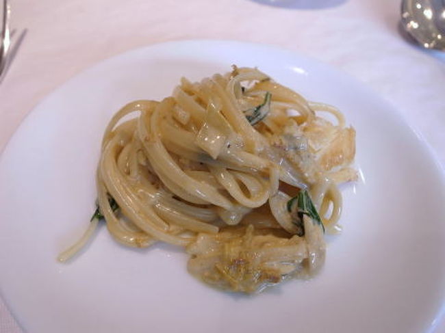 これも何のパスタだか忘れました(^^ゞ<br />どれもおいしかったです。