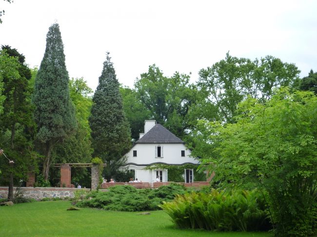 6日目<br />ショパンの生家<br />