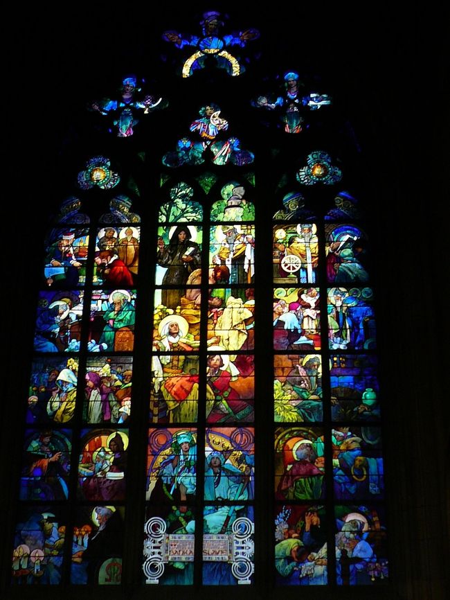 ミュシャのステンドグラス<br />言葉がありません…