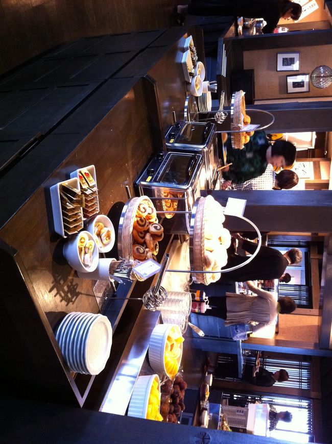 ちゃんと洋風もあります。<br />ここのバイキングは同じメニューでもいいから<br />終日やってほしいw<br />夜はラーメン（隣に有名な函館ラーメンやさんも<br />あります）で朝に備えるぐらいでもいいかも。<br />ラビスタベイ函館、本当に大満足でした!!