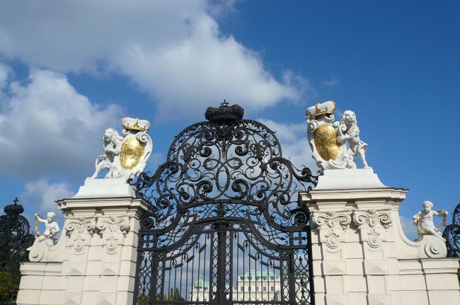 ベルヴェデーレ宮殿の門