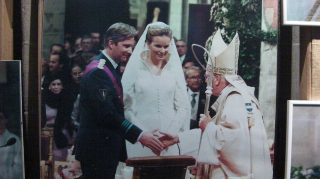 ベルギーの皇族方の結婚式がこの教会で大規模で取り行われたそうです。