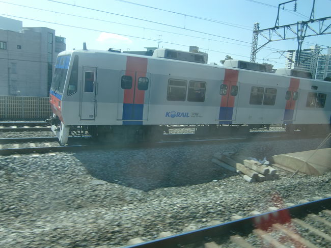 1号線を走る電車