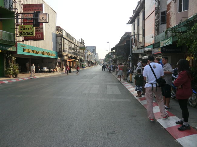 マダマダキソウモ無いので此方から・・・