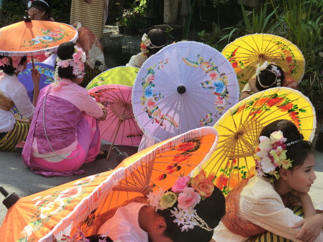 待ち疲れです・・・