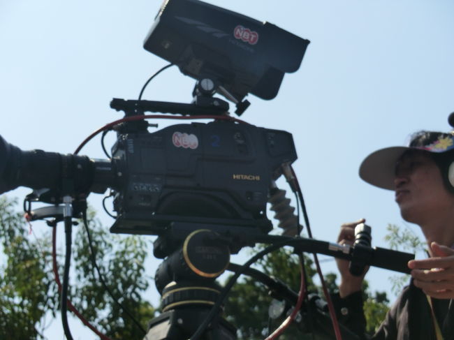 テレビカメラも頑張っています・・・