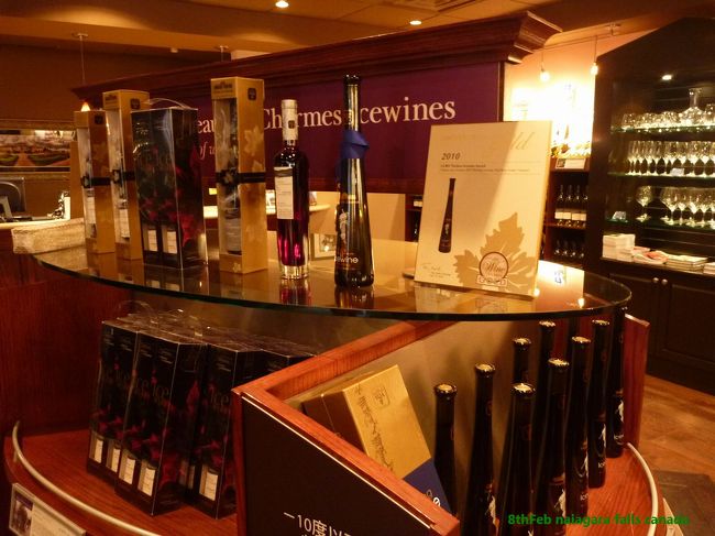 お手頃価格から、高級ワインまでいろいろそろっている。