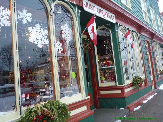 クリスマスのグッヅだけを販売しているお店