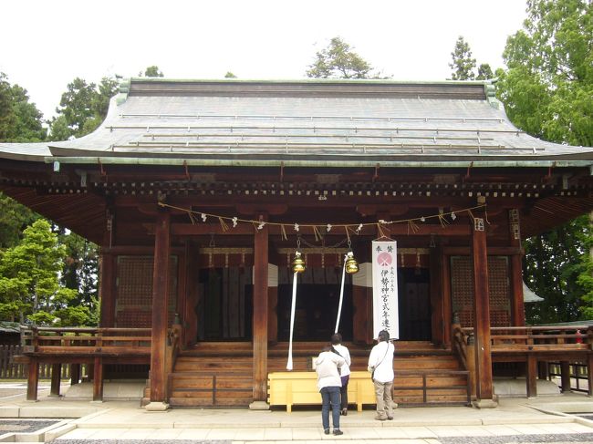 上杉神社でお参り。<br /><br />どうか晴れますように・・・