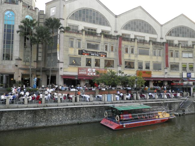 夜はクラークキーにやってきました。この雰囲気が大好き☆